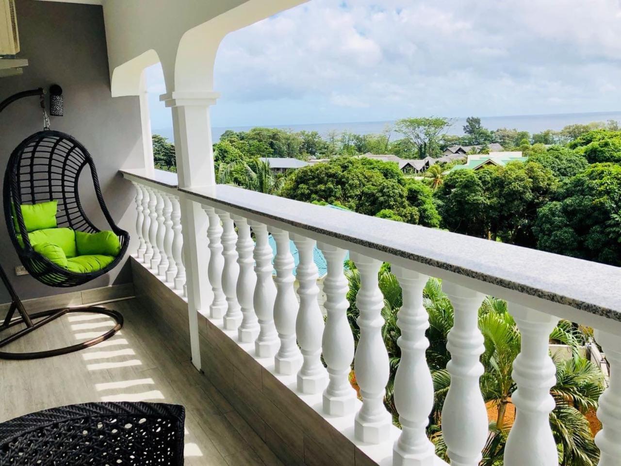 360 Degrees Villa ヴィクトリア エクステリア 写真